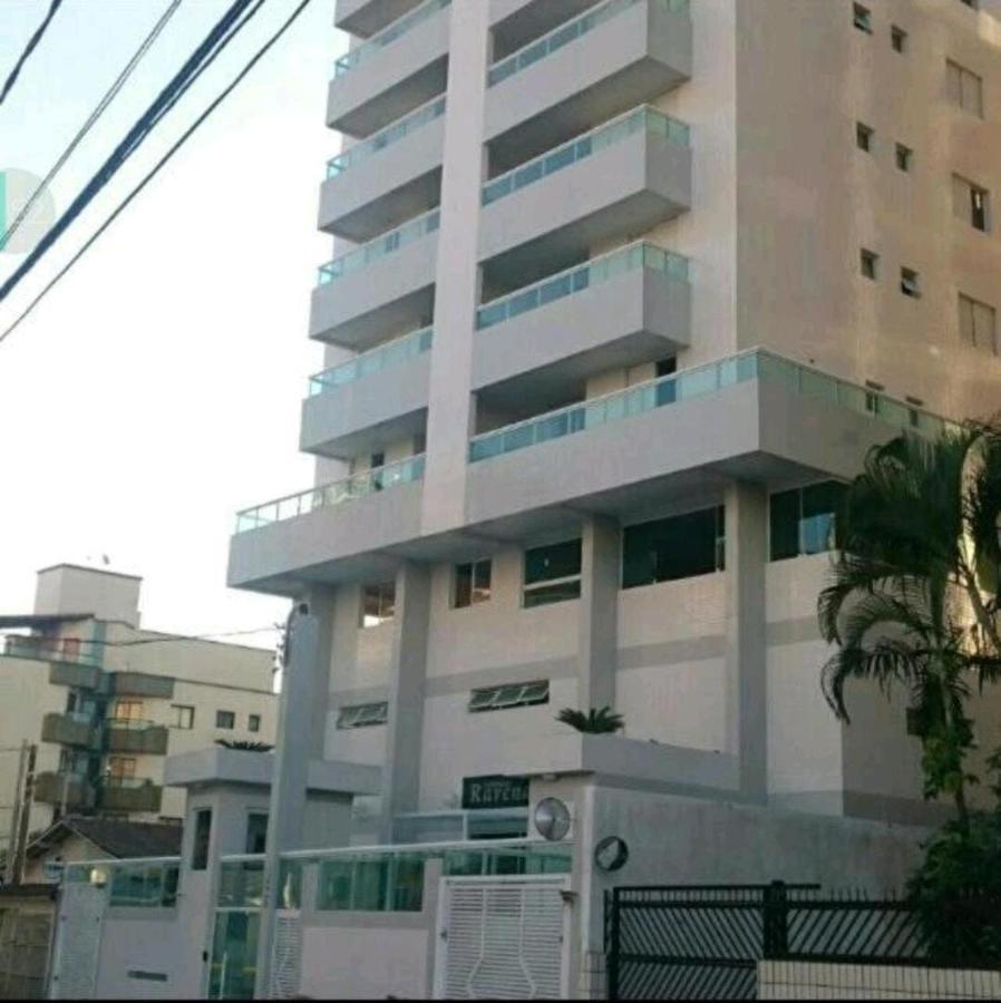 Praia grande, aviação, apenas 180 mtrs do mar!!! Exterior foto